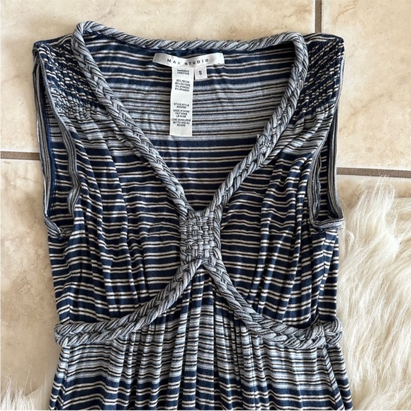 Max Studio Summer Maxi Dress - Picture 4 of 4